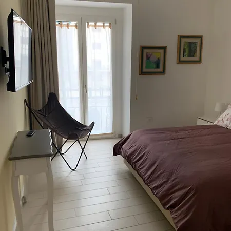 Palace 4* 살레르노