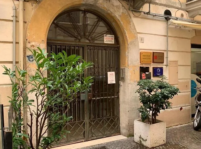 Palace 4*
