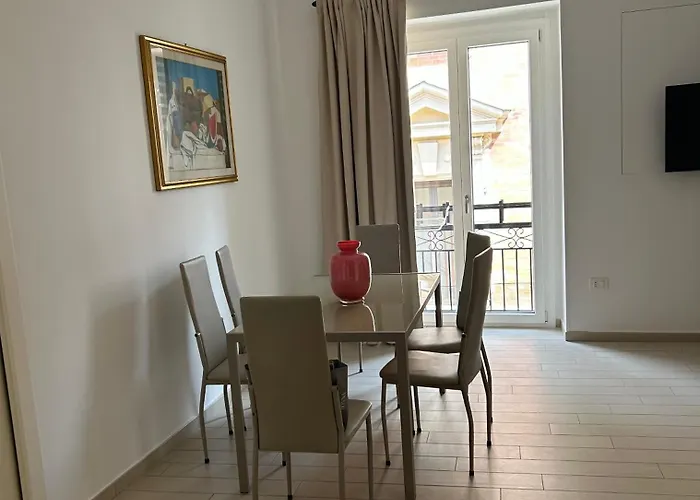 Palace Bed & Breakfast 4*
